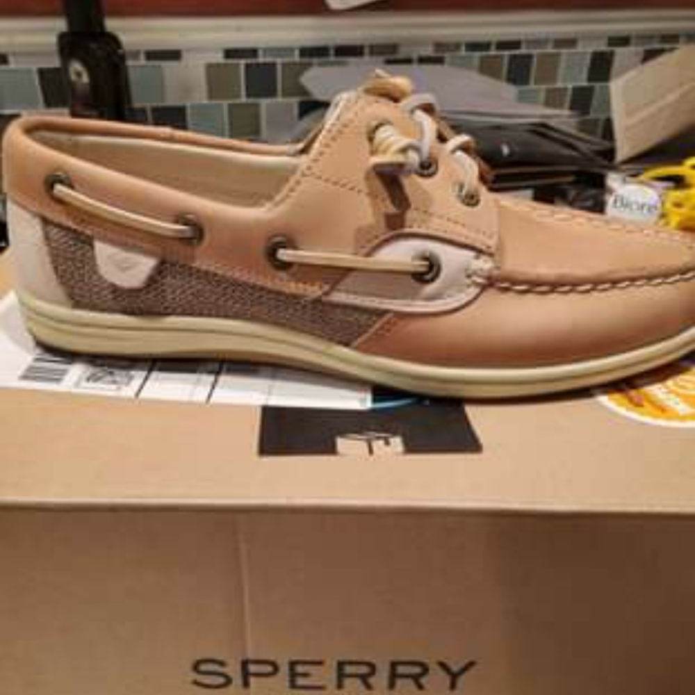 Sperry boat shoe